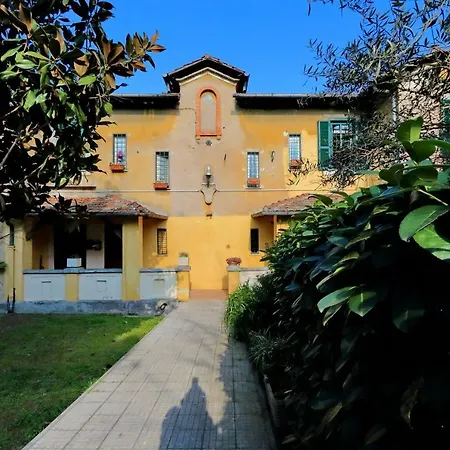 아파트 Garden Downtown. 3 Stops From Colosseum 로마